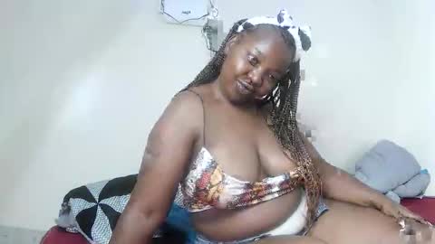 Snapshot of mochi_mochy chatting on 05-30-26, 06:27 mochi online show from 05-30-26, 06:27