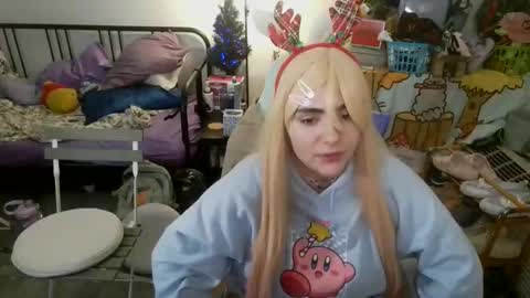 The Mochi Rainbow Variety Show online show from 12-18-25, 06:52