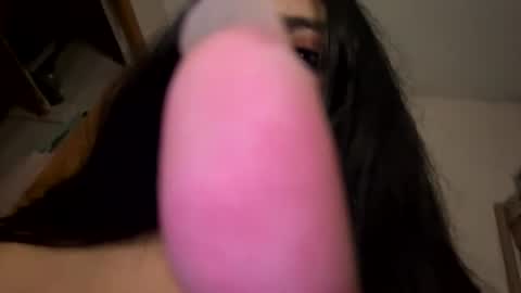 Snapshot of mochilera2001 chatting on 07-31-26, 04:45 mochilera2001 online show from 07-31-26, 04:45