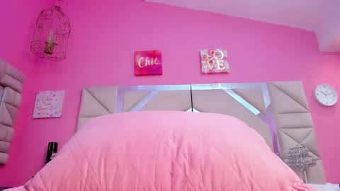 Sophia  online show from 02-20-26, 07:36