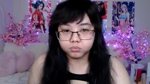 Molly online show from 04-12-26, 03:44