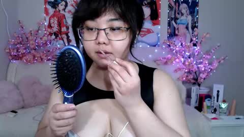 Snapshot of moertomlly chatting on 05-02-26, 04:28 Molly online show from 05-02-26, 04:28