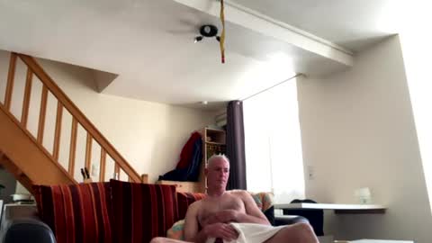 moi10414 online show from 06-12-26, 03:22