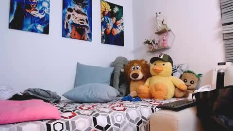 Snapshot of moises_paez chatting on 01-07-25, 05:01 Moises Paez online show from 01-07-25, 05:01