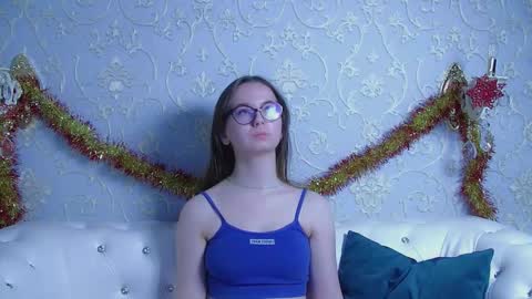 molilevran online show from 12-16-25, 06:07