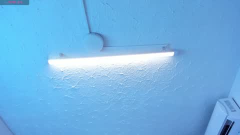 Snapshot of molliebue1 chatting on 06-21-26, 11:35 Hey Guys Im Mollie online show from 06-21-26, 11:35