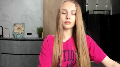 Sima online show from 12-20-25, 09:16