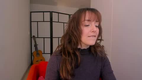 Snapshot of molly_marmalade_ chatting on 06-13-26, 04:49 MOLLY online show from 06-13-26, 04:49