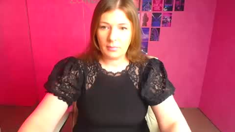 Molly online show from 05-08-26, 11:48