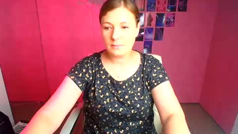 Snapshot of molly_mis chatting on 07-06-26, 11:40 Molly online show from 07-06-26, 11:40