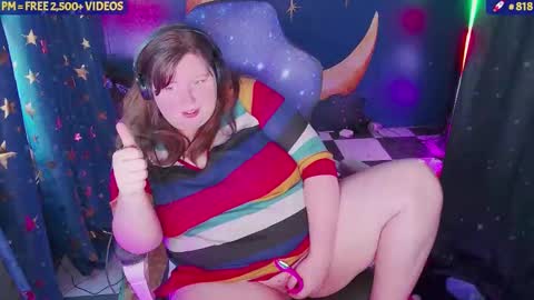 molly_moons online show from 11-24-25, 08:30