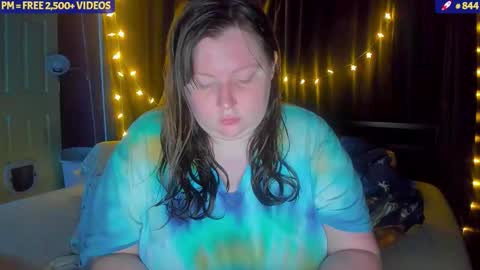 molly_moons online show from 11-25-25, 08:53