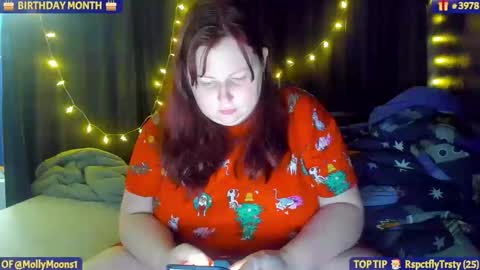 molly_moons online show from 12-04-25, 11:57