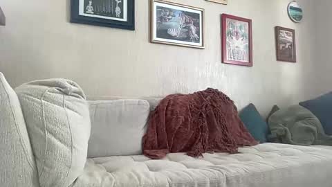 Snapshot of molly_pills chatting on 05-22-26, 03:39 Molly online show from 05-22-26, 03:39