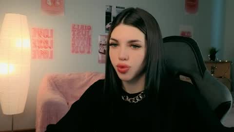 Molly online show from 05-02-26, 04:06