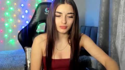 Molly online show from 01-11-26, 07:41