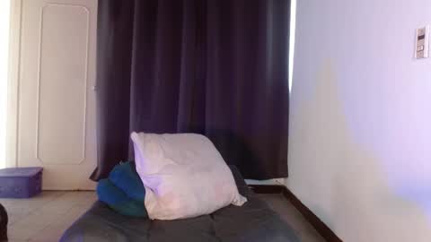  MOLLY  GUNSG online show from 05-23-26, 06:45