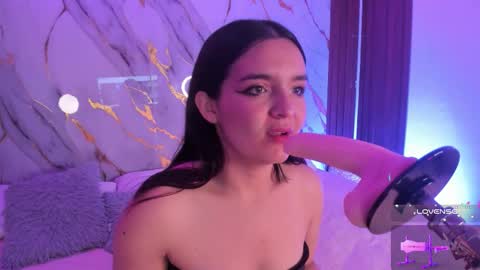 New girl Emily Valentina  Michelle online show from 11-11-25, 04:29