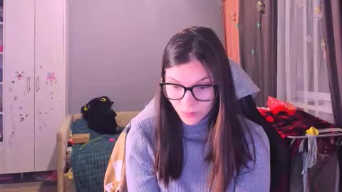  KIRA  online show from 02-03-26, 01:37