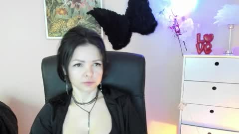 Molly online show from 02-25-26, 07:51