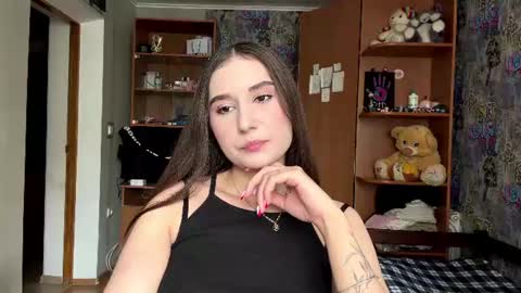 Snapshot of mollyqueen18 chatting on 07-08-26, 08:41 Molly online show from 07-08-26, 08:41