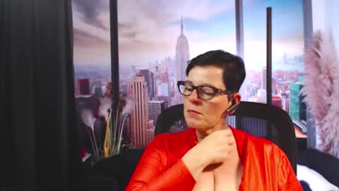 MollySun Nina Randmann online show from 10-27-25, 07:07