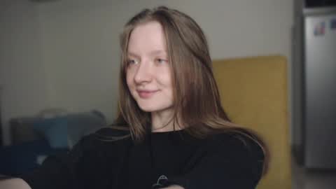 mollytucker online show from 01-18-25, 03:05