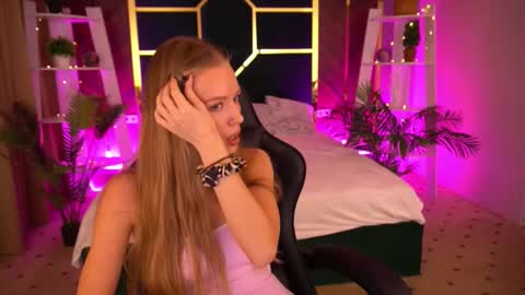 mollyymayy online show from 12-05-25, 09:29