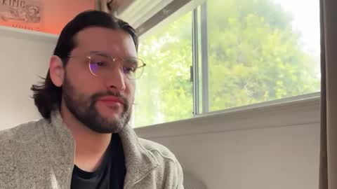 molten_escargot online show from 12-18-24, 11:08