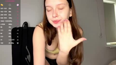 Snapshot of moltenpeach chatting on 04-19-26, 03:33 Hermina online show from 04-19-26, 03:33