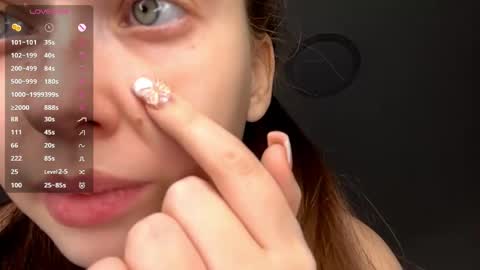 Snapshot of moltenpeach chatting on 06-03-26, 02:33 Hermina online show from 06-03-26, 02:33