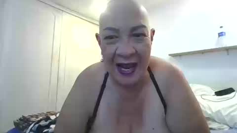 nativa online show from 10-15-25, 04:01