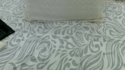 Amy online show from 11-08-25, 05:18