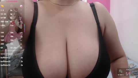 Daphne  online show from 02-12-25, 02:56