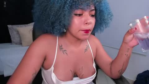 Snapshot of momo_ayasse chatting on 06-06-26, 04:50 Momo online show from 06-06-26, 04:50