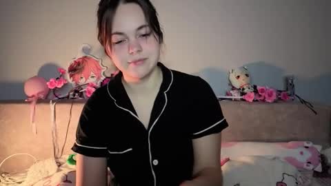 Snapshot of momomochi_ chatting on 03-01-26, 03:58 Momo online show from 03-01-26, 03:58