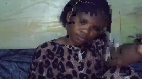 momsdoll online show from 05-10-26, 04:01