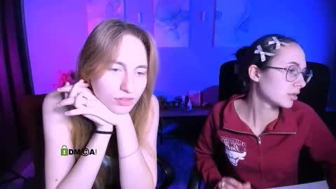 Mona  online show from 02-11-26, 08:03