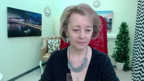 Snapshot of mona_w chatting on 04-25-26, 07:55 Mona online show from 04-25-26, 07:55