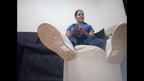 monaa_paloma online show from 04-10-26, 11:53