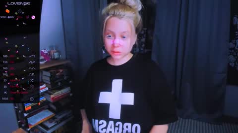   online show from 03-20-26, 01:10