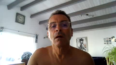 Snapshot of mondess69 chatting on 08-04-26, 06:49 mondess69 online show from 08-04-26, 06:49