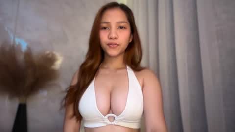 Snapshot of mondragon_x chatting on 07-25-26, 12:09 cassy online show from 07-25-26, 12:09