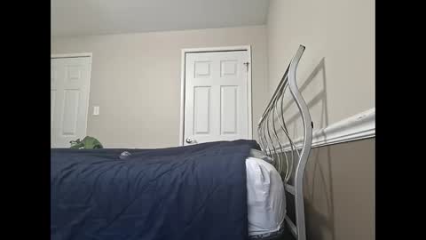 moneyboysaveg584 online show from 04-14-26, 02:01