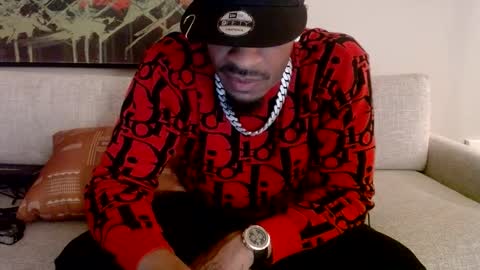 Snapshot of moneymanboy chatting on 09-25-25, 04:49 11nchmonster online show from 09-25-25, 04:49