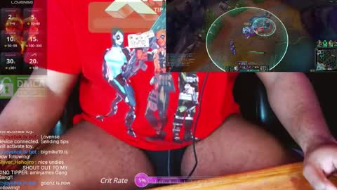 Snapshot of moneyshotxxx90 chatting on 01-16-25, 05:11 MoneyshotXXX online show from 01-16-25, 05:11