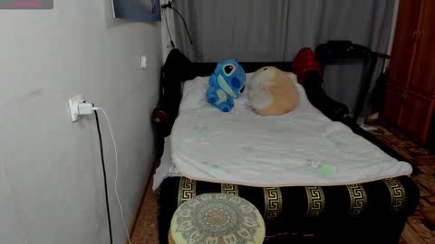 Monica Elder online show from 02-17-26, 04:09