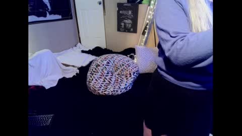 Monica online show from 01-03-25, 03:44