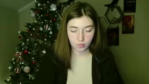 sweet girl and shine body online show from 11-30-25, 11:14