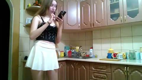 Monica online show from 03-30-26, 08:10